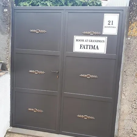 At Grandma's Fatima Gasthuis Stolac